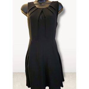 Express SZ 4 Black Zip-up Swing Lace Accent Dress